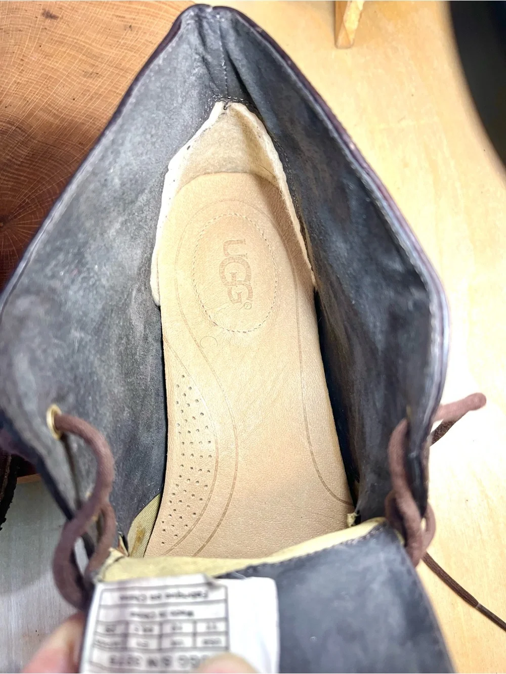 UGG | Leighton Men's Leather Chukka SN 3275 Size 11 Brown